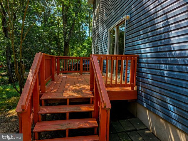 8111 BEVERLY RD, Severn, MD 21144