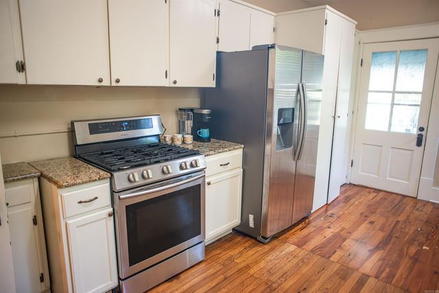2409 S State Street, Little Rock, AR 72206