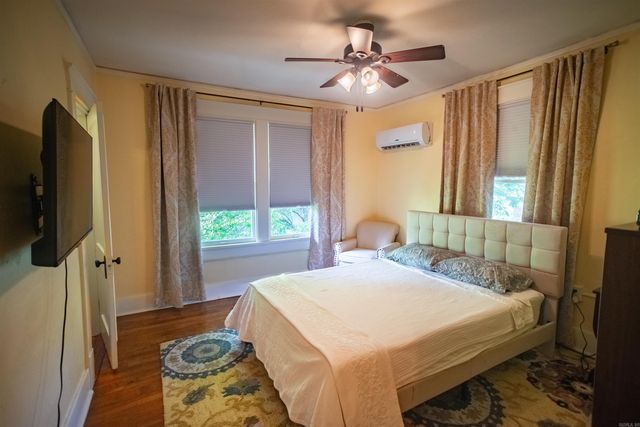 2409 S State Street, Little Rock, AR 72206