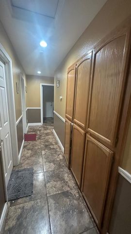 15888 W Stanislaus, Kerman, CA 93630