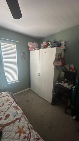 15888 W Stanislaus, Kerman, CA 93630