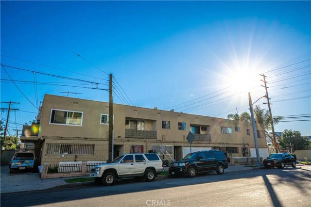 5666 Lemon Grove Avenue, Los Angeles, CA 90038