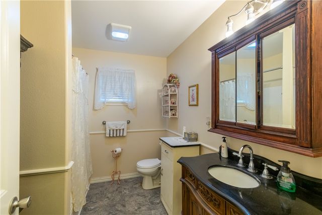 550 County Road 2111, Alice, TX 78332