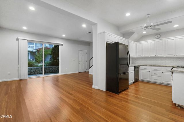 50 W Mountain Street 15, Pasadena, CA 91103