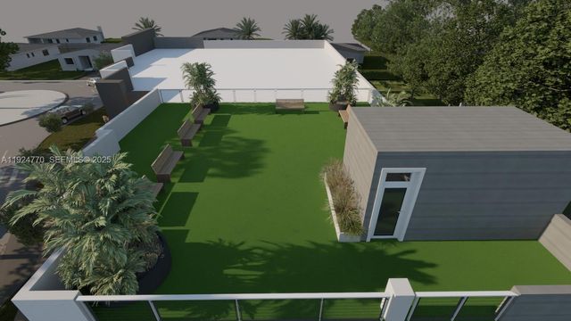 17611 SW 102 Avenue, Perrine, FL 33157