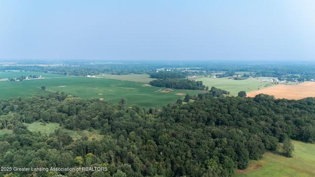 2260 Holt Road, Williamston, MI 48895