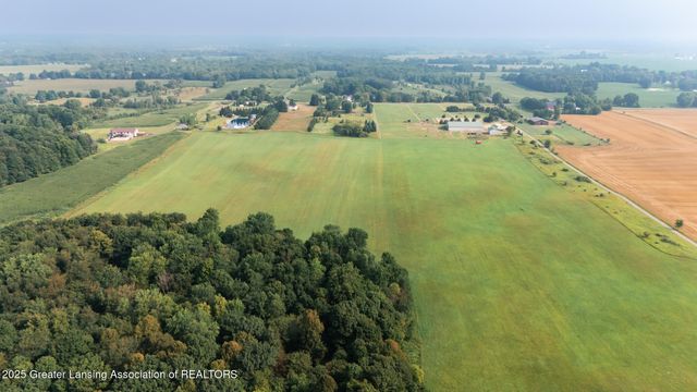 2260 Holt Road, Williamston, MI 48895