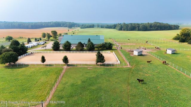 2260 Holt Road, Williamston, MI 48895