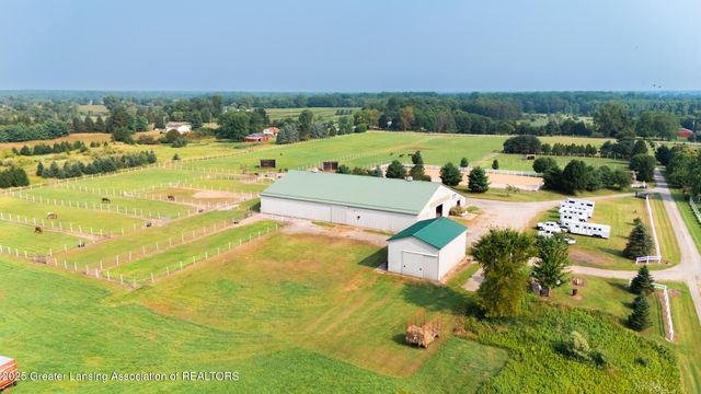 2260 Holt Road, Williamston, MI 48895