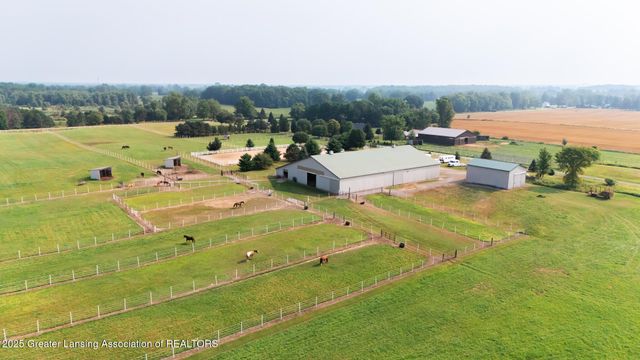 2260 Holt Road, Williamston, MI 48895