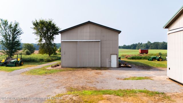 2260 Holt Road, Williamston, MI 48895