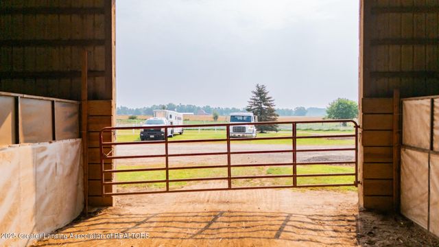 2260 Holt Road, Williamston, MI 48895