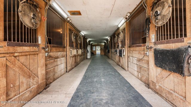 2260 Holt Road, Williamston, MI 48895