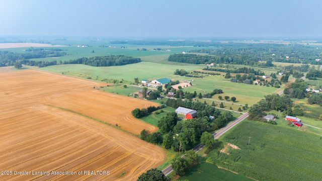 2260 Holt Road, Williamston, MI 48895