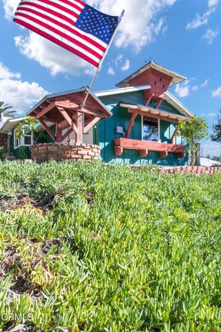 10834 Sevenhills Drive, Los Angeles, CA 91042