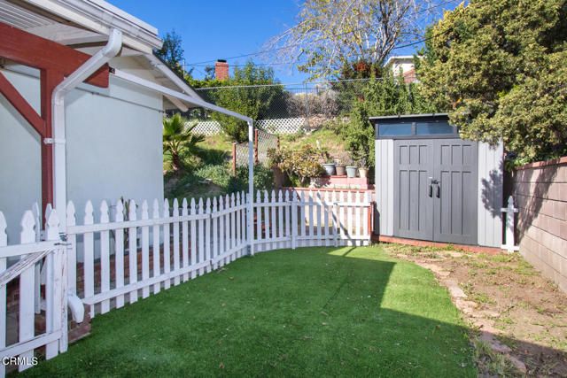 10834 Sevenhills Drive, Los Angeles, CA 91042