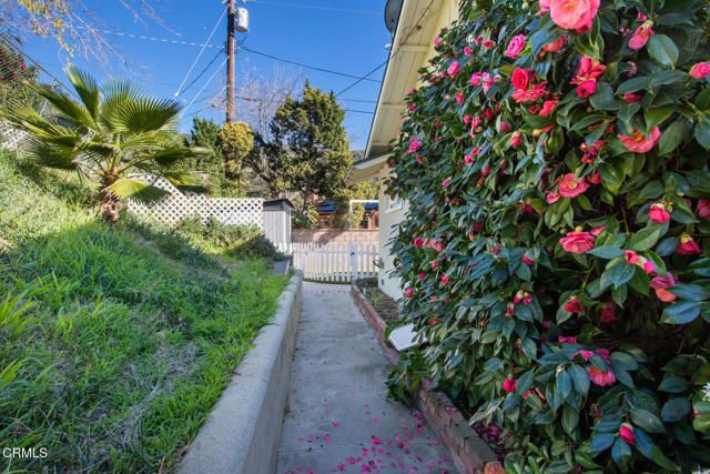 10834 Sevenhills Drive, Los Angeles, CA 91042