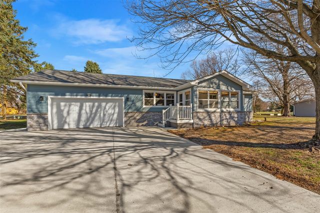 315 S Jackson Street, Hanover, MI 49241