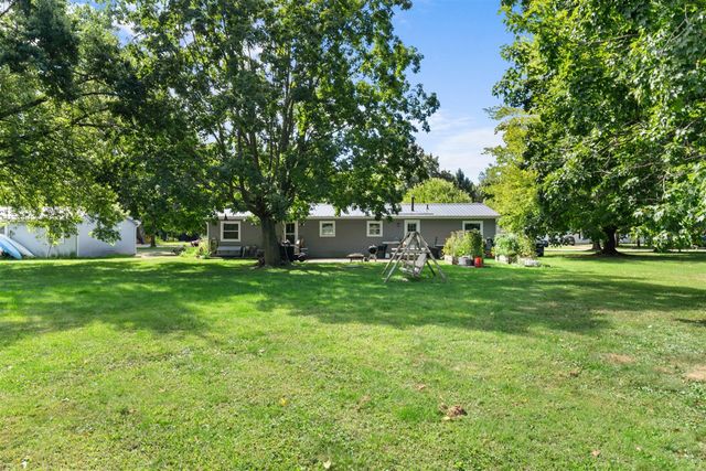 315 S Jackson Street, Hanover, MI 49241