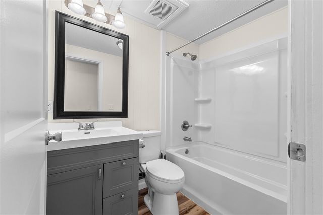 315 S Jackson Street, Hanover, MI 49241