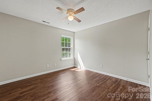 10741 Glenluce Avenue, Charlotte, NC 28213