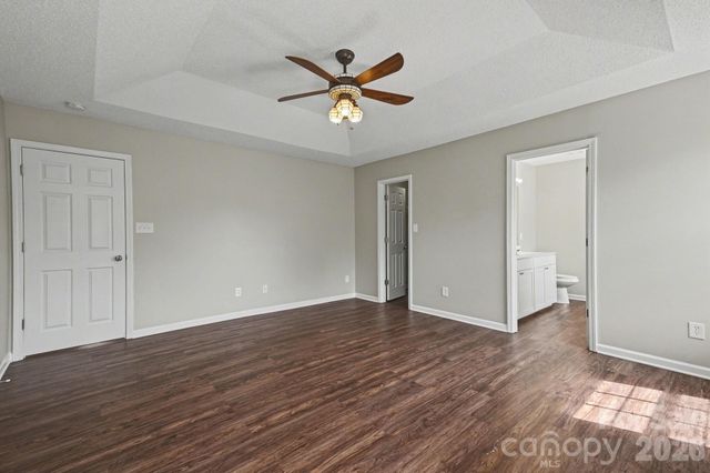 10741 Glenluce Avenue, Charlotte, NC 28213