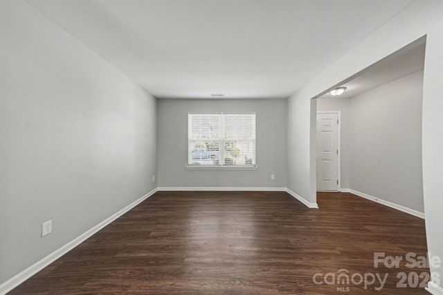 10741 Glenluce Avenue, Charlotte, NC 28213