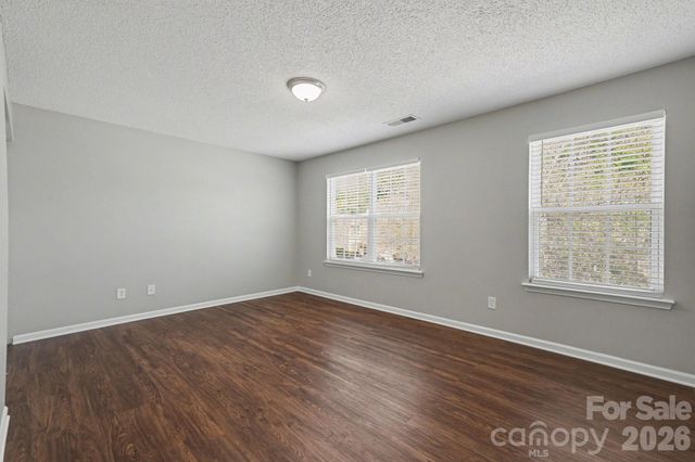 10741 Glenluce Avenue, Charlotte, NC 28213