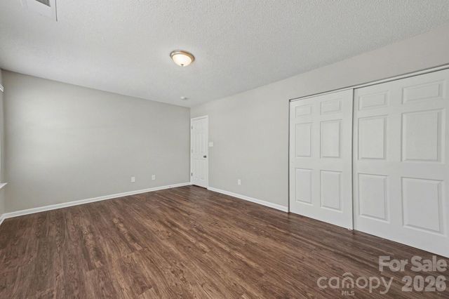 10741 Glenluce Avenue, Charlotte, NC 28213