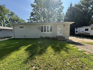 107 Chicago Street, Waterloo, IA 50701