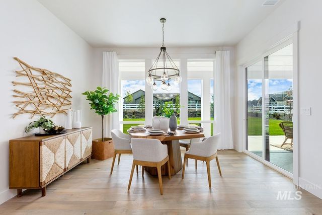 14508 N Goldfinch Ave, Boise, ID 83714