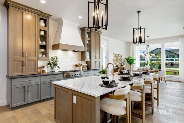 14508 N Goldfinch Ave, Boise, ID 83714