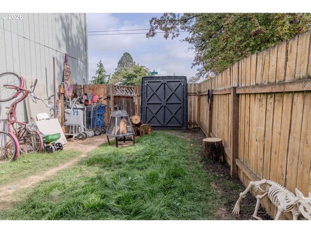 3302 T St, Vancouver, WA 98663