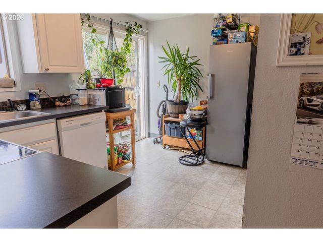 3302 T St, Vancouver, WA 98663