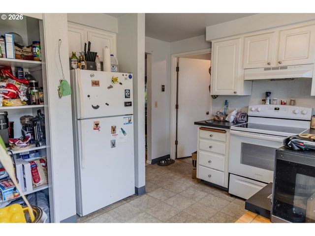 3302 T St, Vancouver, WA 98663