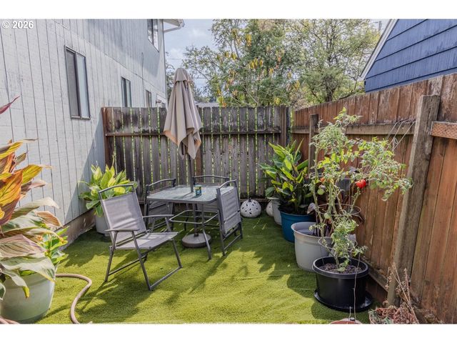 3302 T St, Vancouver, WA 98663