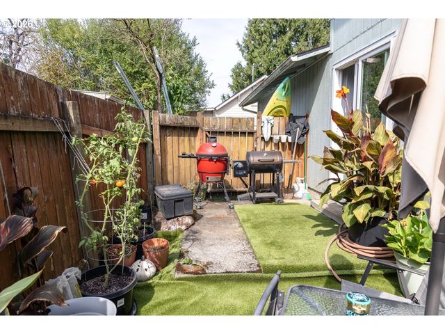 3302 T St, Vancouver, WA 98663