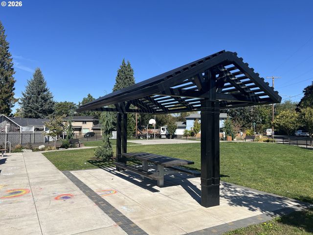 3302 T St, Vancouver, WA 98663