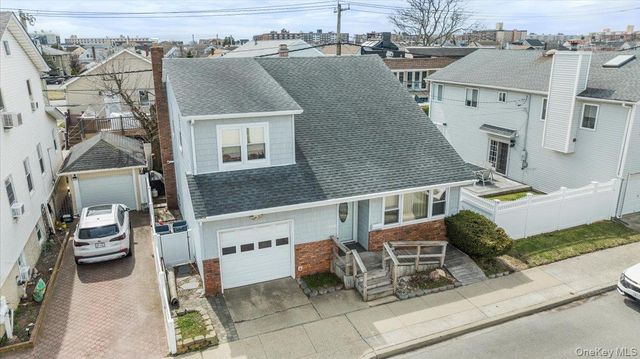 806 E Chester Street, Long Beach, NY 11561
