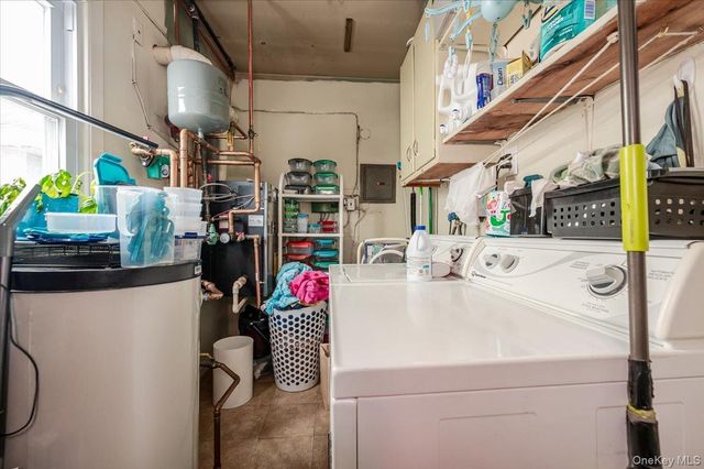 806 E Chester Street, Long Beach, NY 11561