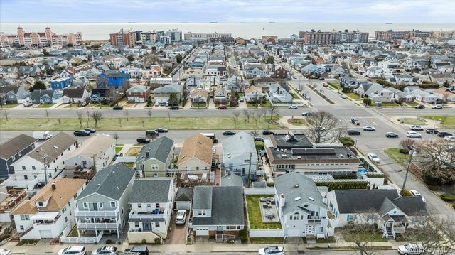 806 E Chester Street, Long Beach, NY 11561