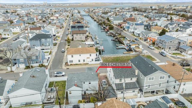 806 E Chester Street, Long Beach, NY 11561