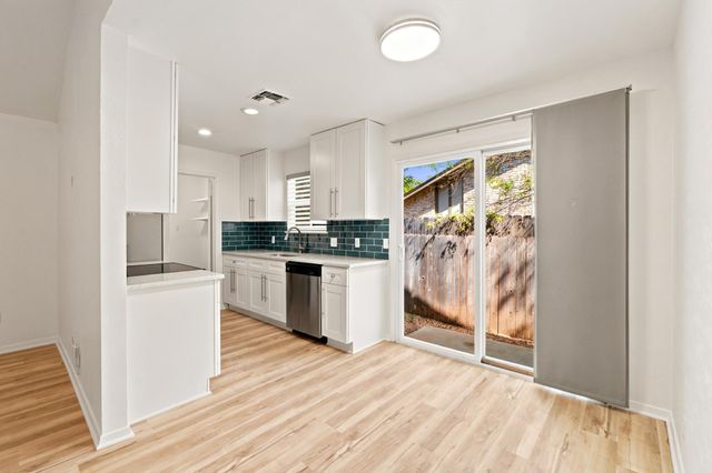 6711 West Gate BLVD A, Austin, TX 78745