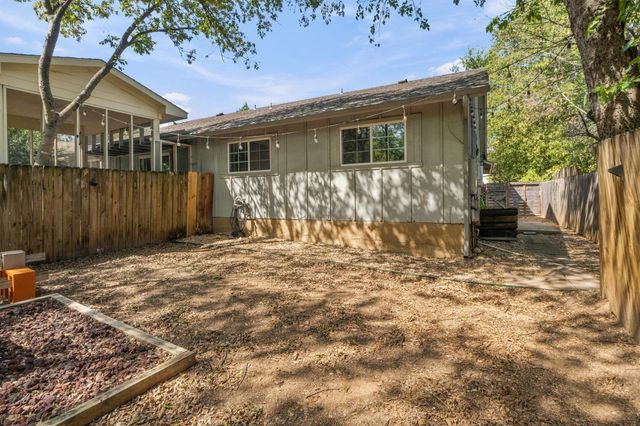 6711 West Gate BLVD A, Austin, TX 78745