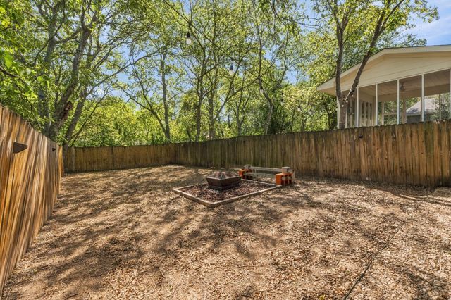 6711 West Gate BLVD A, Austin, TX 78745