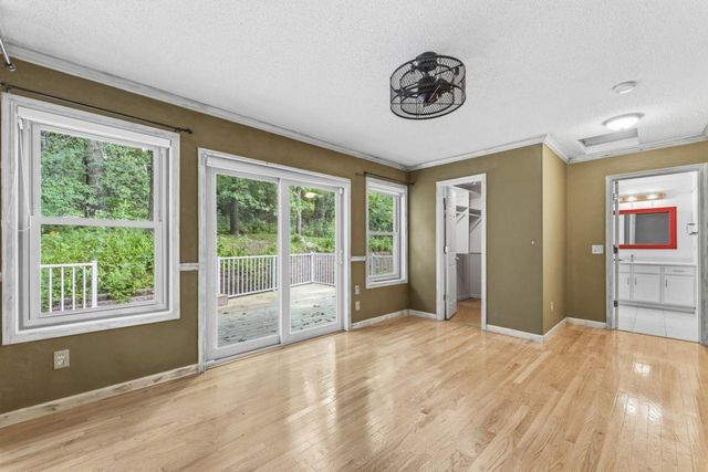 901 Oakwood Heights Circle 7, Eagan, MN 55123