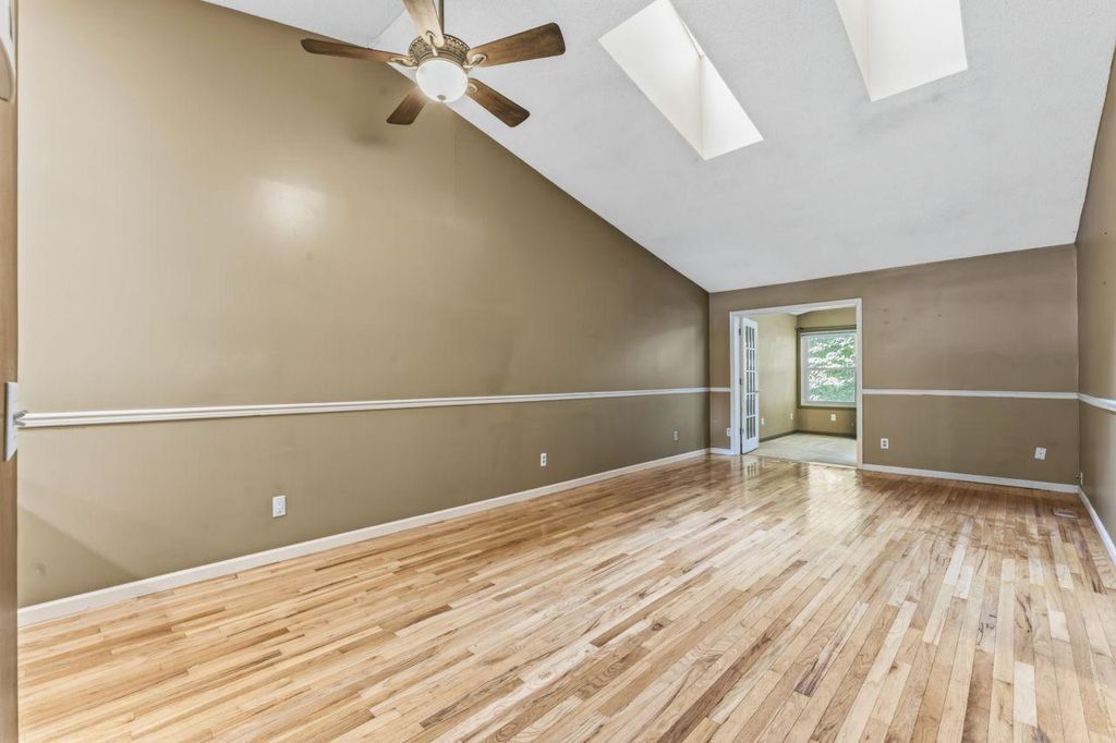 901 Oakwood Heights Circle 7, Eagan, MN 55123 — photo 4