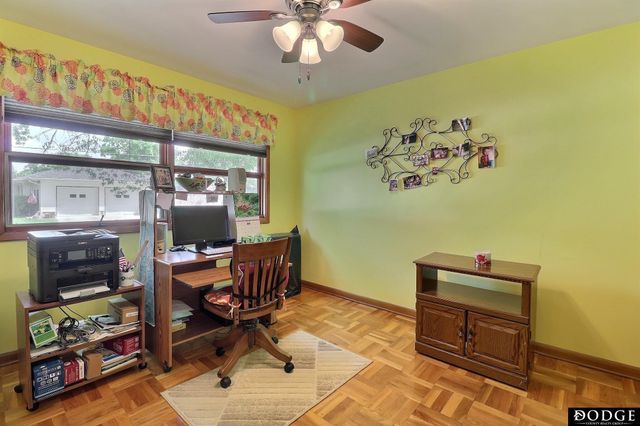 1963 E 9th Street, Fremont, NE 68025