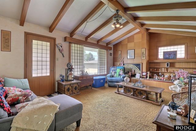 1963 E 9th Street, Fremont, NE 68025