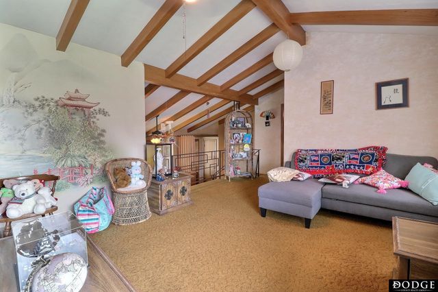 1963 E 9th Street, Fremont, NE 68025